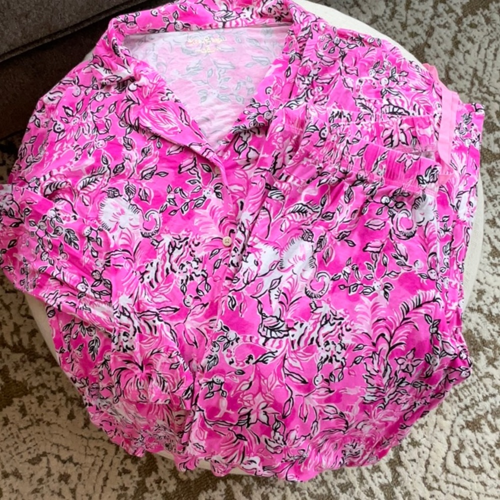 Lilly Pulitzer Pink and White Floral pajamas top and bottoms